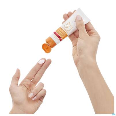 Sie sehen eine Packung Sonnenprodukte Vichy Ideal Soleil Anti-age Creme Lsf50 50ml, Produktbild: 10 Sonnenprodukte Vichy Ideal Soleil Anti-age Creme Lsf50 50ml, A-Nr.: 4802647 - 10
