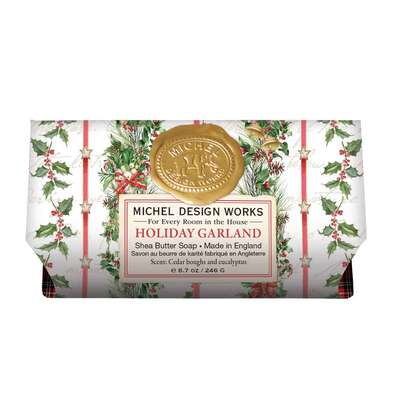 Sie sehen eine Packung Michel Design Works Badeseife Holiday Garland, Produktbild: 01 Michel Design Works Badeseife Holiday Garland, A-Nr.: 6000768 - 01