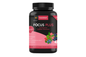 Sie sehen eine Packung FOCUS PLUS Getränkepulver Waldbeer – 1.500g, Produktbild: 01 FOCUS PLUS Getränkepulver Waldbeer – 1.500g, A-Nr.: 4144032 - 01