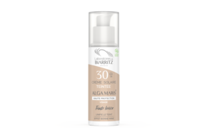 Sie sehen eine Packung Alga Maris getönte Sonnencreme elfenbein Gesicht bio LSF 30, Produktbild: 01 Alga Maris getönte Sonnencreme elfenbein Gesicht bio LSF 30, A-Nr.: 5279923 - 01