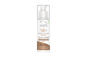 Sie sehen eine Packung Alga Maris getönte Sonnencreme bio für Gesicht LSF 50 golden LdB, Produktbild: 01 Alga Maris getönte Sonnencreme bio für Gesicht LSF 50 golden LdB, A-Nr.: 4630838 - 01